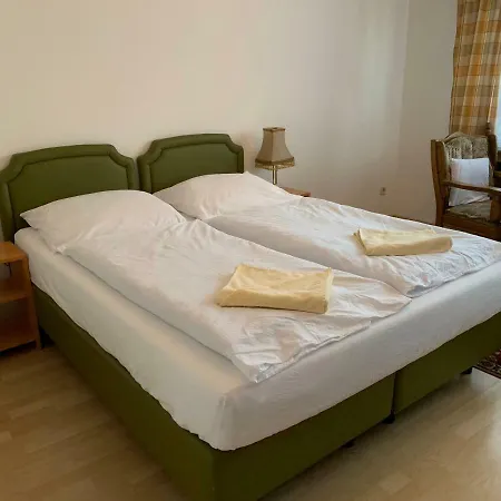 Hotel Jeong 2*